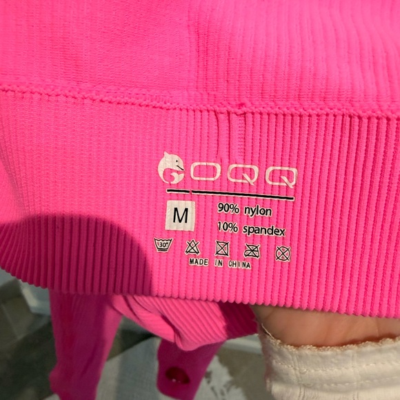 OQQ women’s crop top ribbed exercise seamless long sleeve size medium - Picture 5 of 5